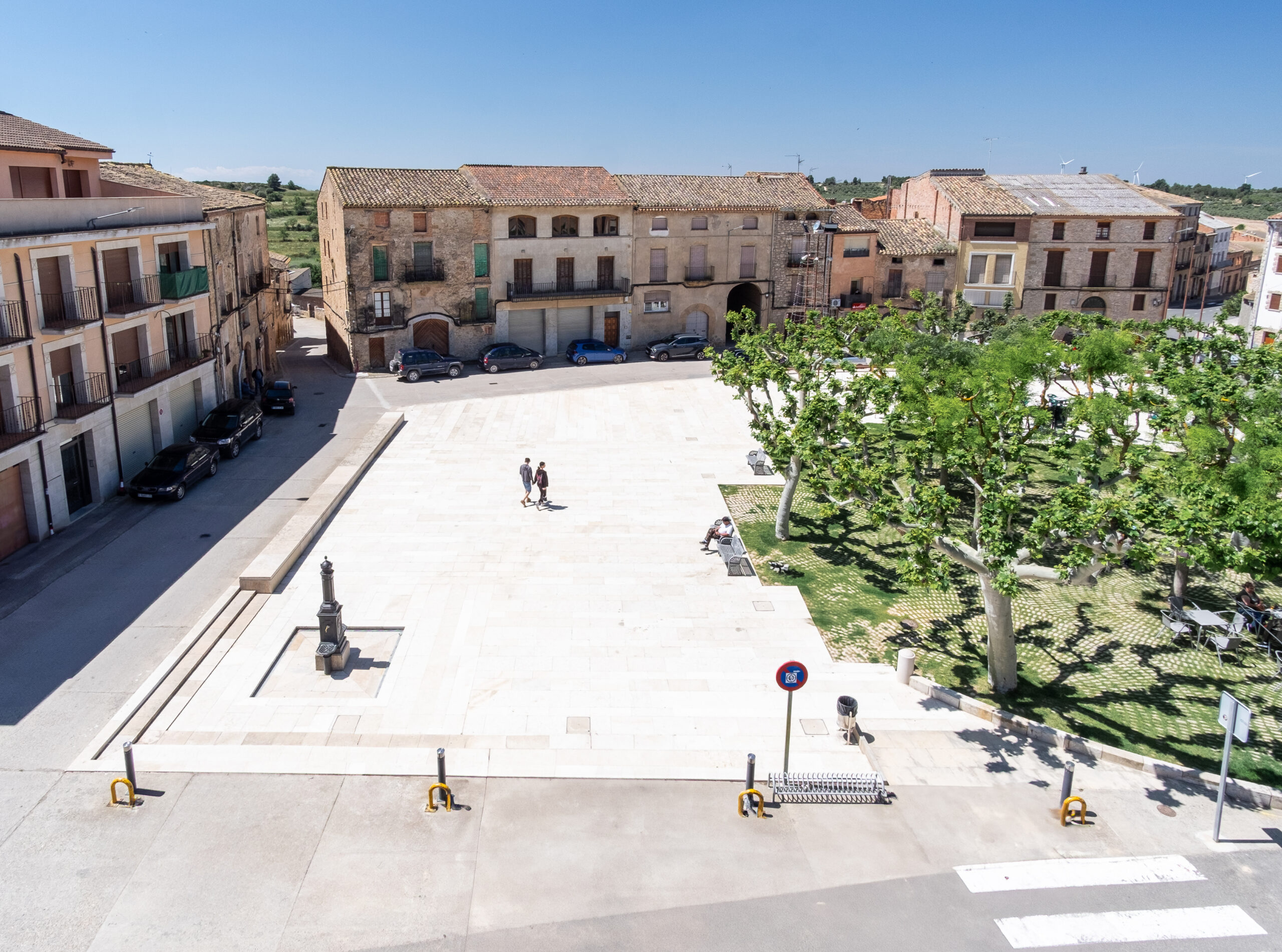 Plaça de la Granadella 4